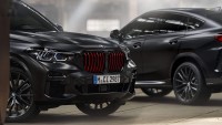 BMW Group представляет кроссоверы BMW X5 и BMW X6 ограниченной серии Black Vermilion Edition.